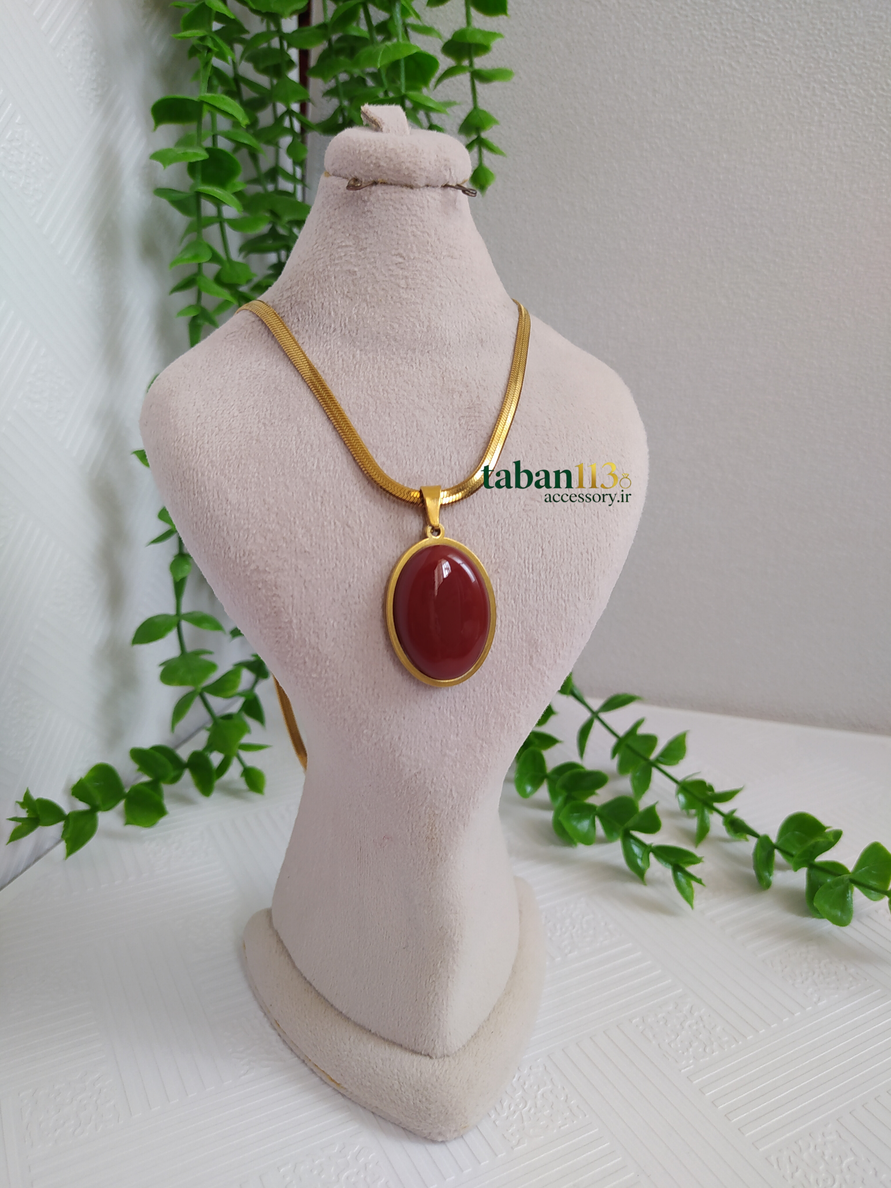 گرنبند سنگ عقیق یمنی سرخ